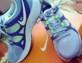 Authentic Nike Zoom Elite+ Running Shoes photo